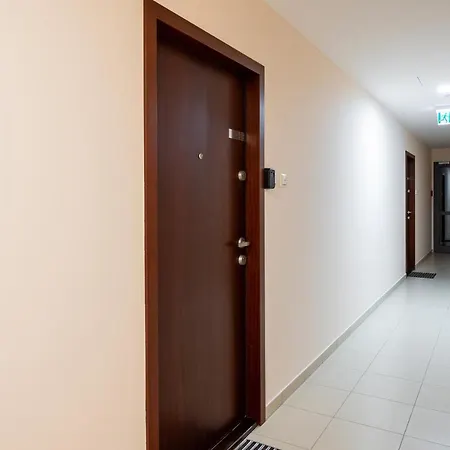Pokorna Cosy 华沙