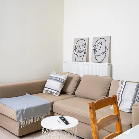 Pokorna Cosy